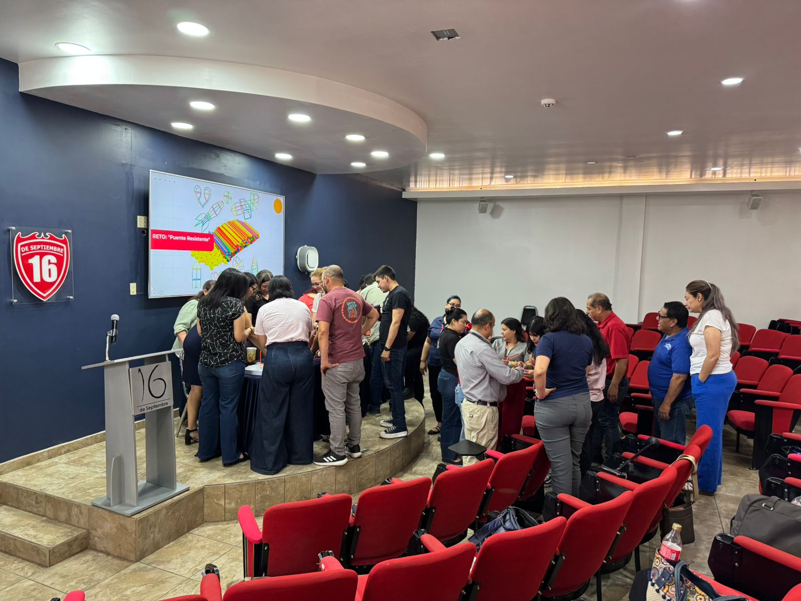 Capacitación Docente: Innovación, Tecnología y Educación en el Siglo XXI