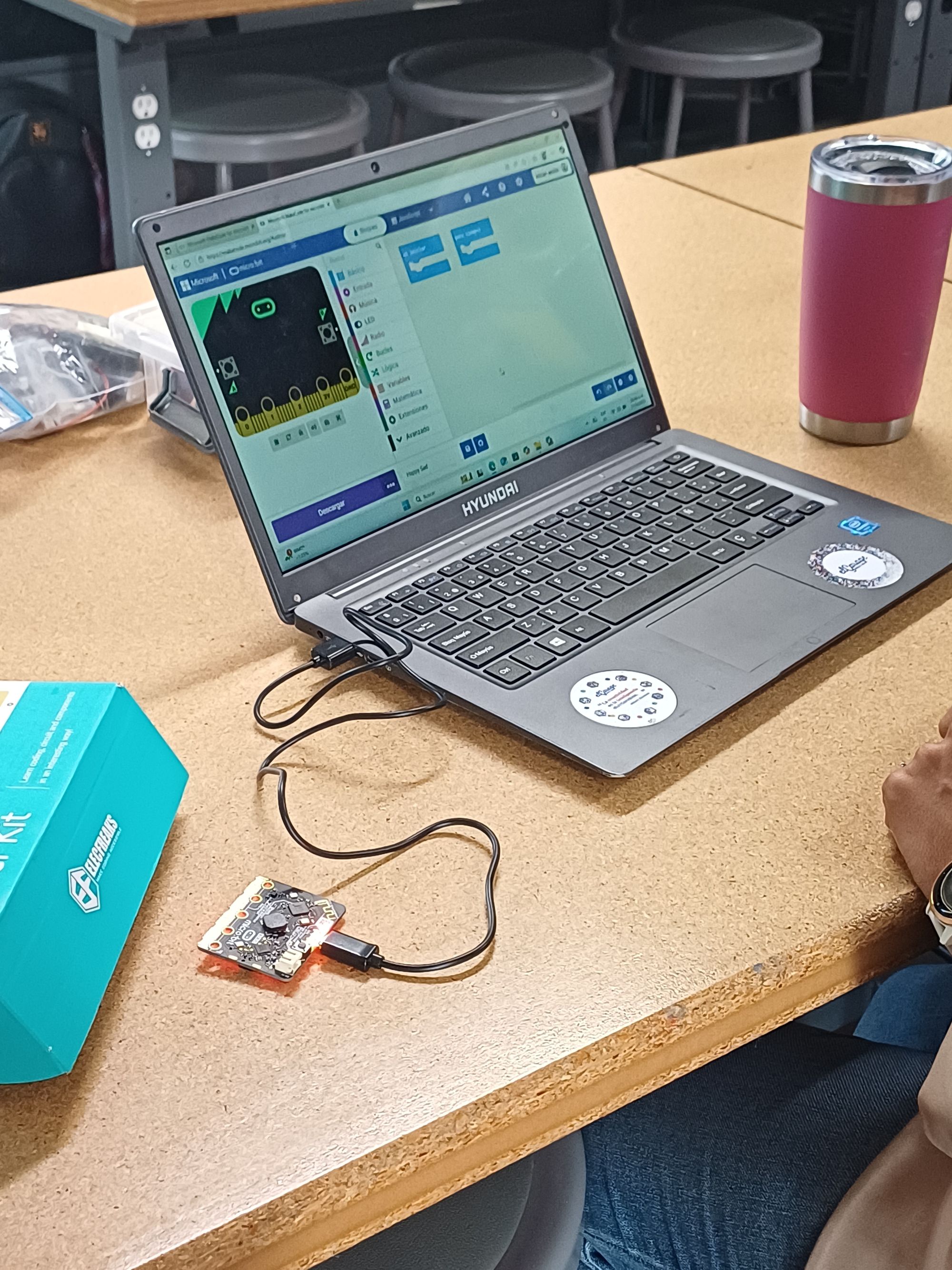 Innovar desde la docencia: experiencias con Microbit en la formación STEM en Ensenada