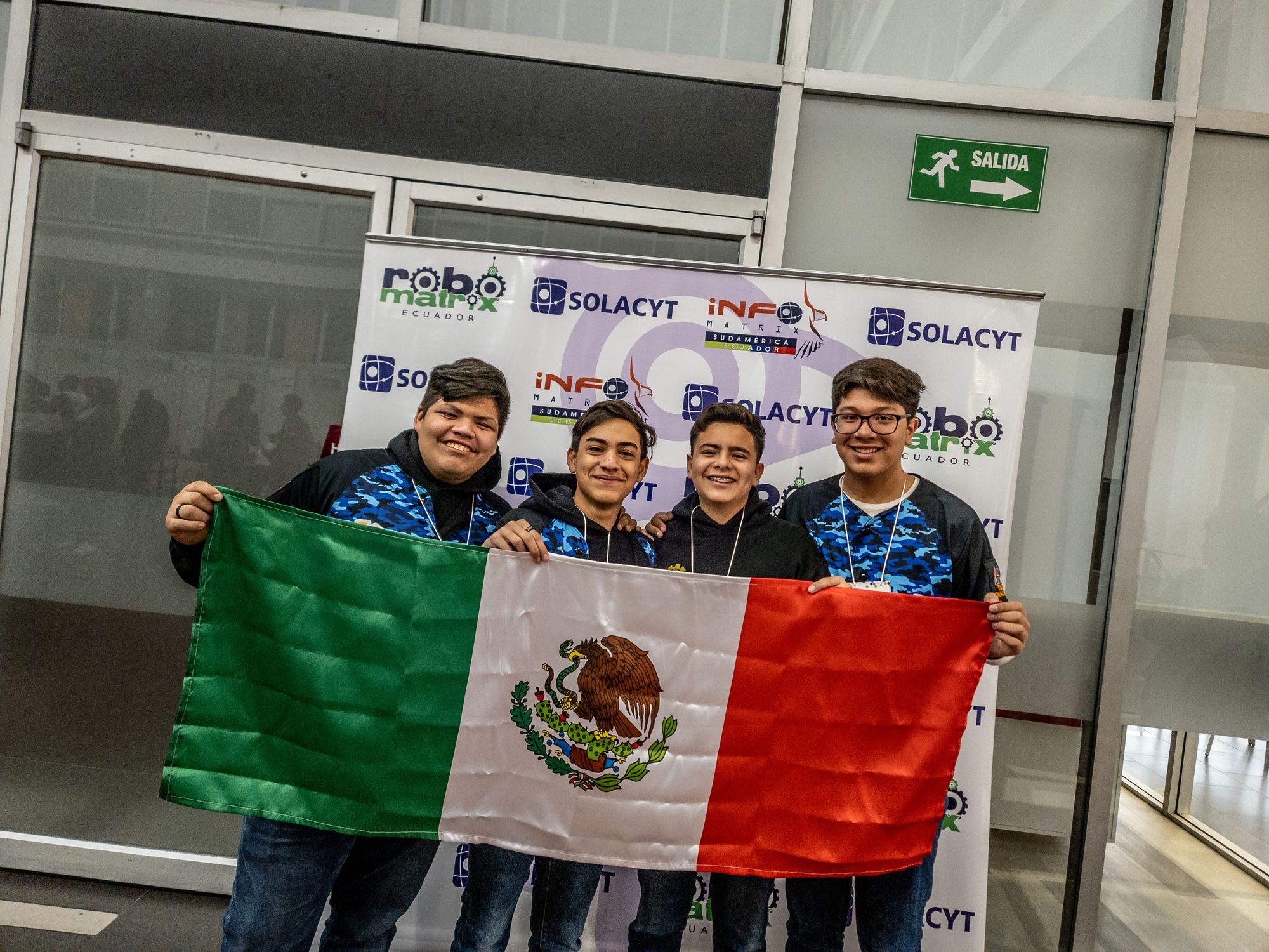 Xicalibots, Desde Ecuador a China, representando a México en el Robomatrix Continental