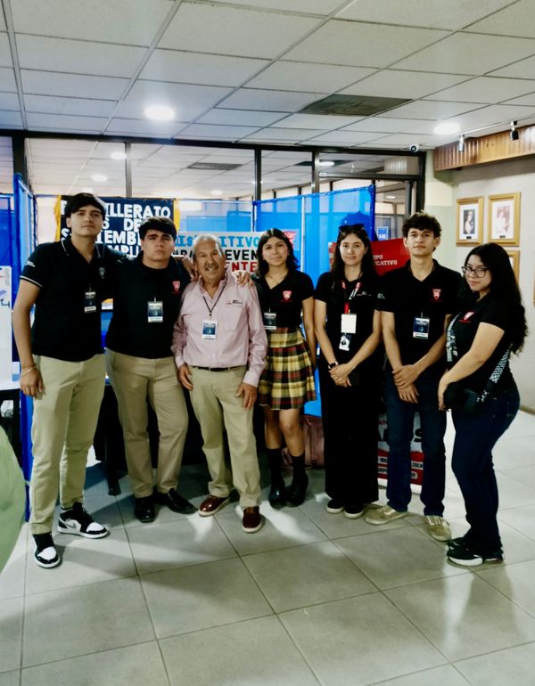 Alumnos de Preparatoria 16 de Septiembre Destacan en el Concurso de Creatividad e Innovación ITM 2025
