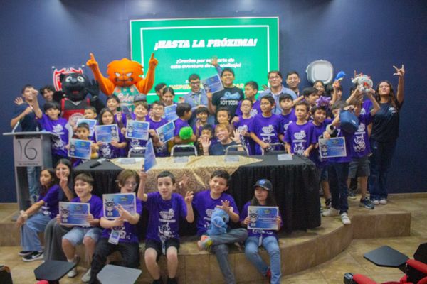 VERANO GARAGE 2025 : SOCIEDAD SECRETA DE INVENTORES
